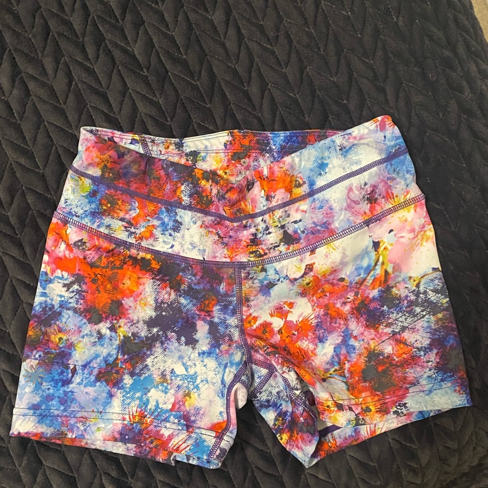 EUC Athleta XS Biker Shorts